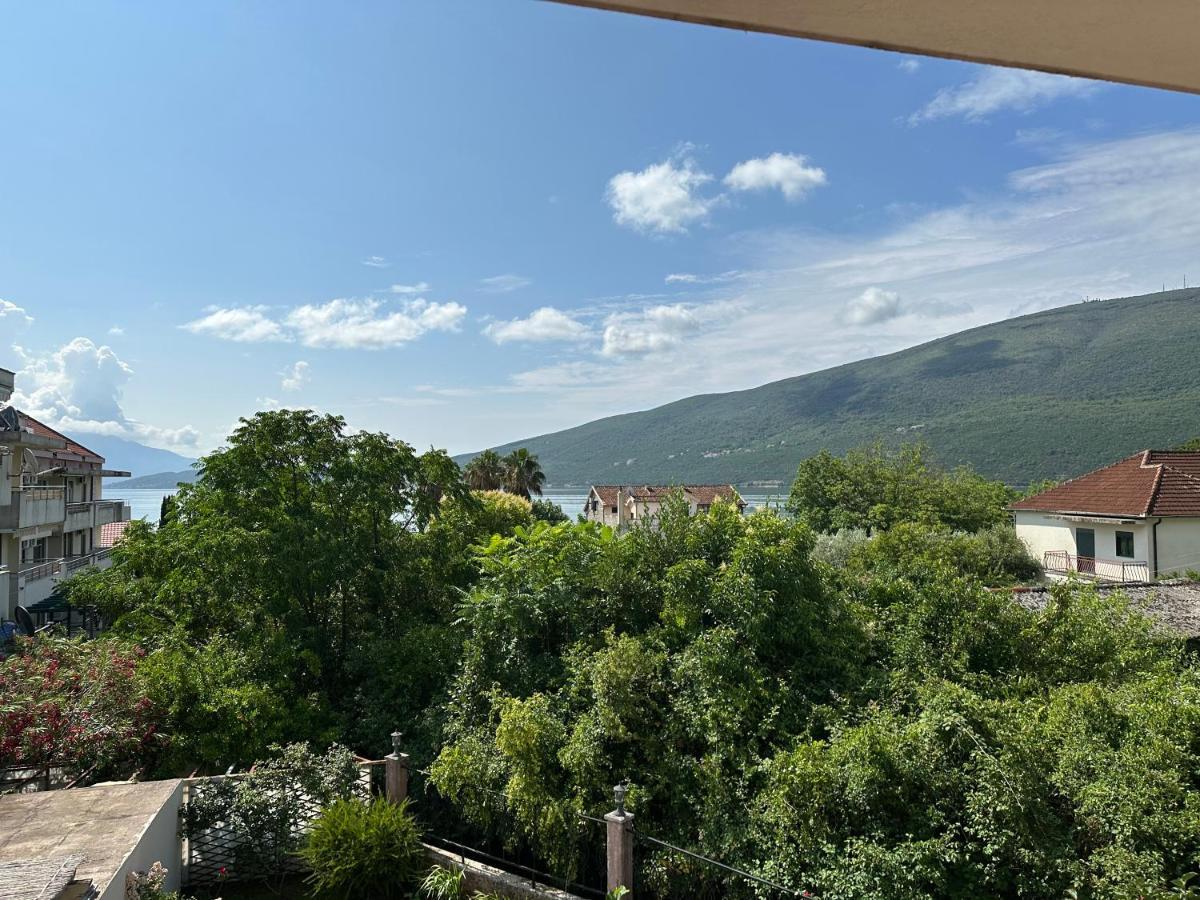 Villa Alla Bed And Breakfast Herceg Novi Ngoại thất bức ảnh