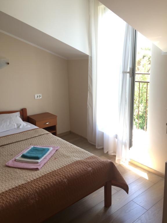 Villa Alla Bed And Breakfast Herceg Novi Ngoại thất bức ảnh