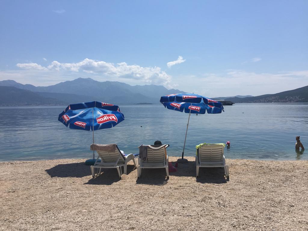 Villa Alla Bed And Breakfast Herceg Novi Ngoại thất bức ảnh