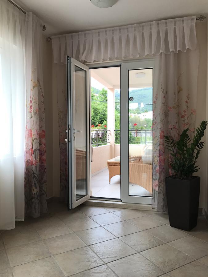 Villa Alla Bed And Breakfast Herceg Novi Ngoại thất bức ảnh