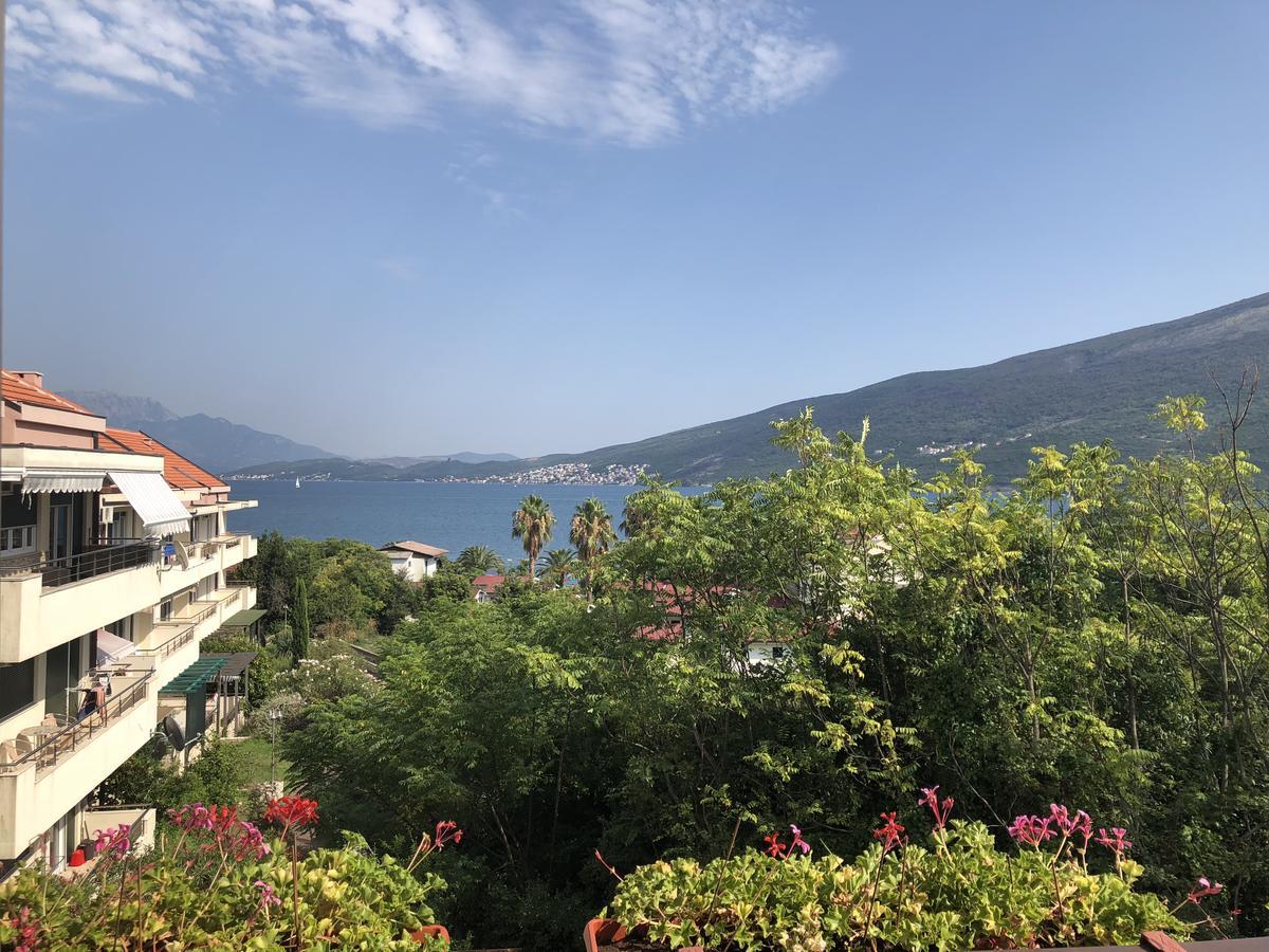 Villa Alla Bed And Breakfast Herceg Novi Ngoại thất bức ảnh