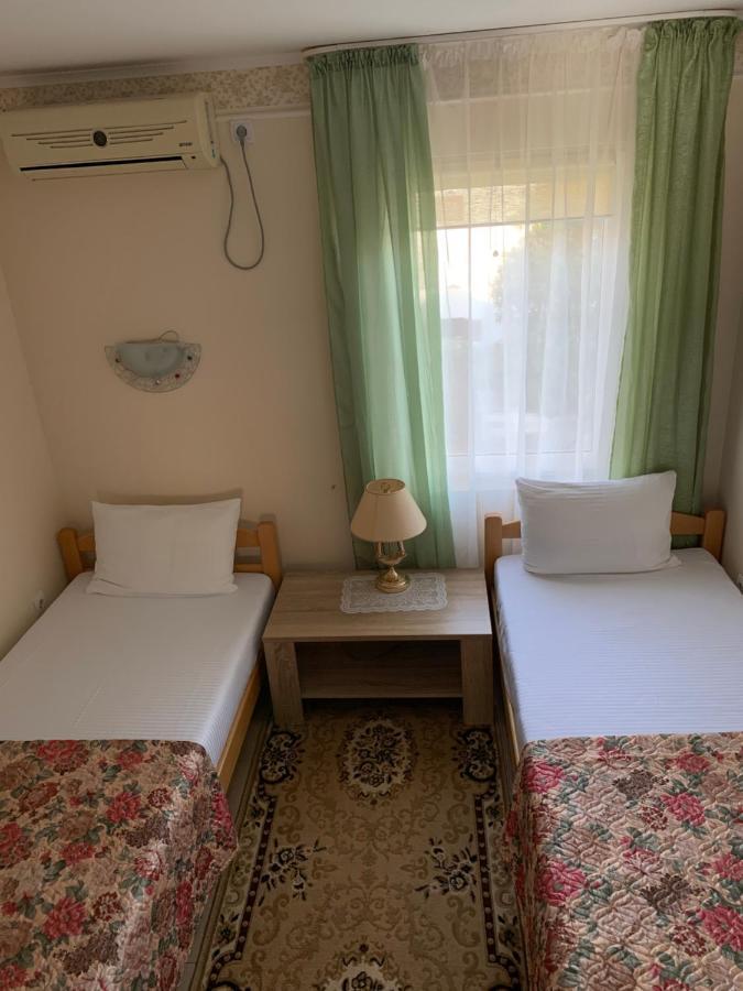 Villa Alla Bed And Breakfast Herceg Novi Ngoại thất bức ảnh
