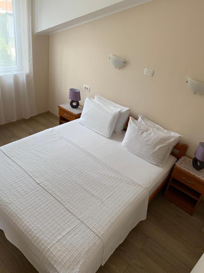 Villa Alla Bed And Breakfast Herceg Novi Ngoại thất bức ảnh